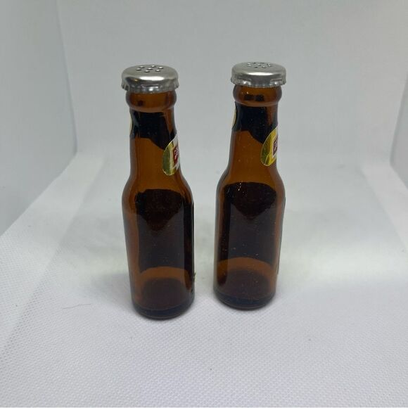 Vintage 1957 Schlitz Beer Bottle Salt And Pepper Shakers In Original Box - Picture 4 of 4